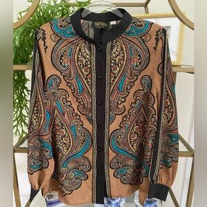 Bob Mackie Wearable Art buttons stand up collar placket Excellent Vintage blouse
